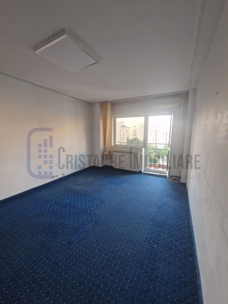 Tineretului, Spatiu comercial- birou.  2 camere decomandat, 67 mp.