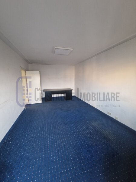 Tineretului, Spatiu comercial- birou.  2 camere decomandat, 67 mp.